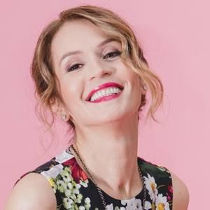 Meet your Posher, Maja